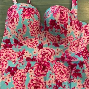 NWOT Torrid tankini top size 1